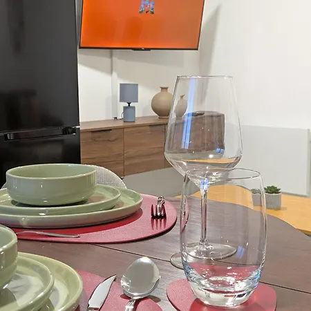 Appartement Gare 10 Min - Paris Cdg 25 Min - Asterix 20 Min *