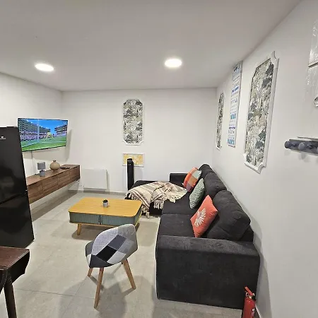 Gare 10 Min - Paris Cdg 25 Min - Asterix 20 Min Appartement Creil